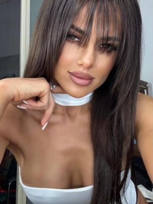Earls Court Escort Hellen